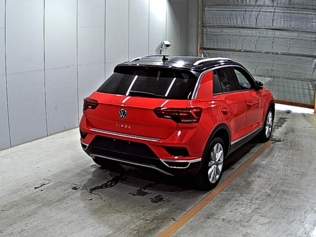 VOLKSWAGEN T-ROC