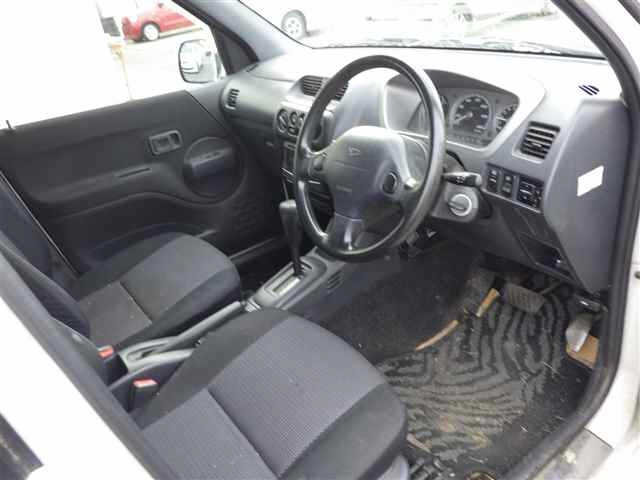 DAIHATSU TERIOS KID