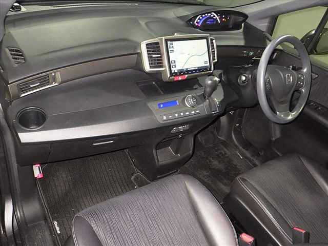 HONDA FREED SPIKE