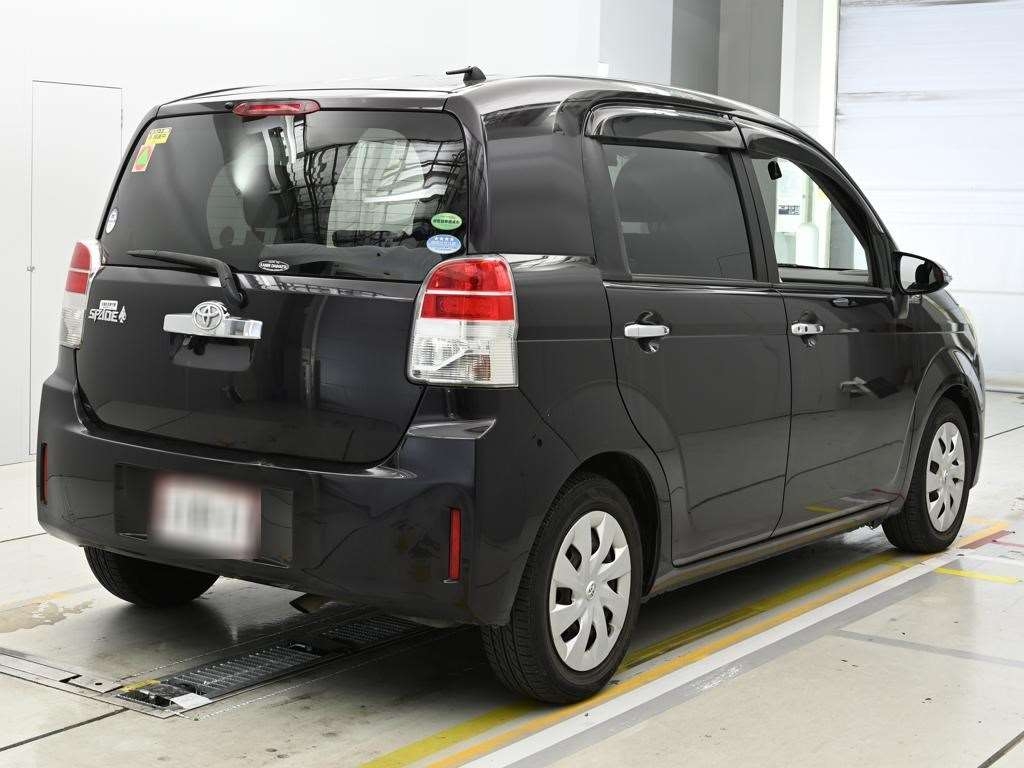 TOYOTA SPADE