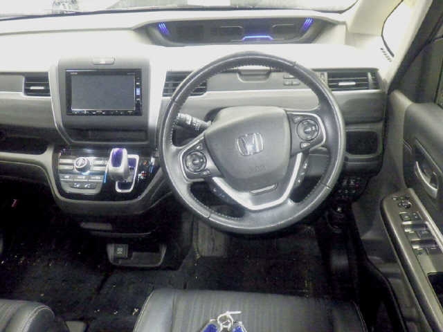HONDA FREED+
