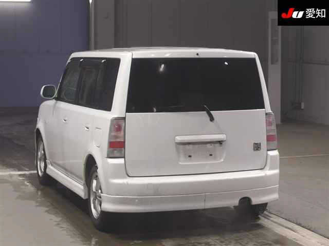 TOYOTA BB