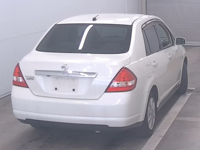 NISSAN TIIDA LATIO