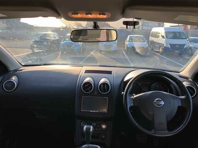 NISSAN DUALIS