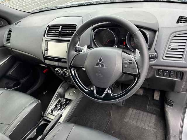 MITSUBISHI RVR