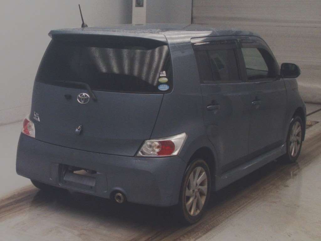 TOYOTA BB