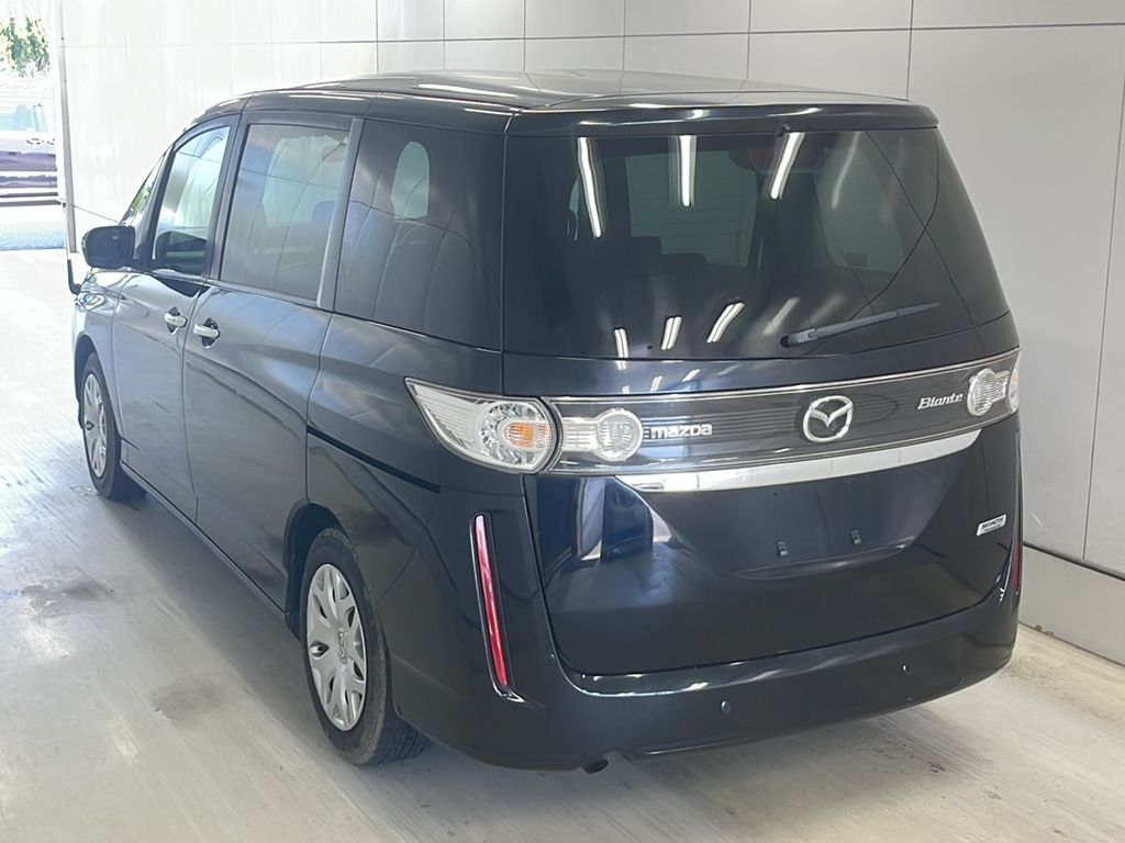 MAZDA BIANTE