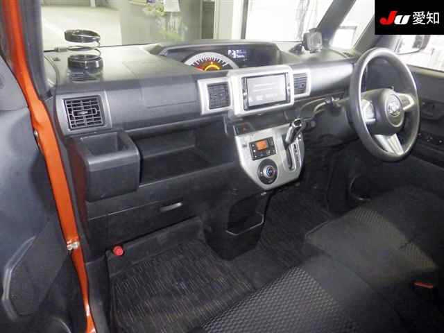 DAIHATSU WAKE