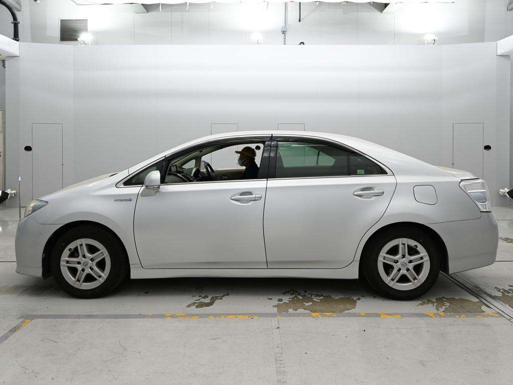 TOYOTA SAI