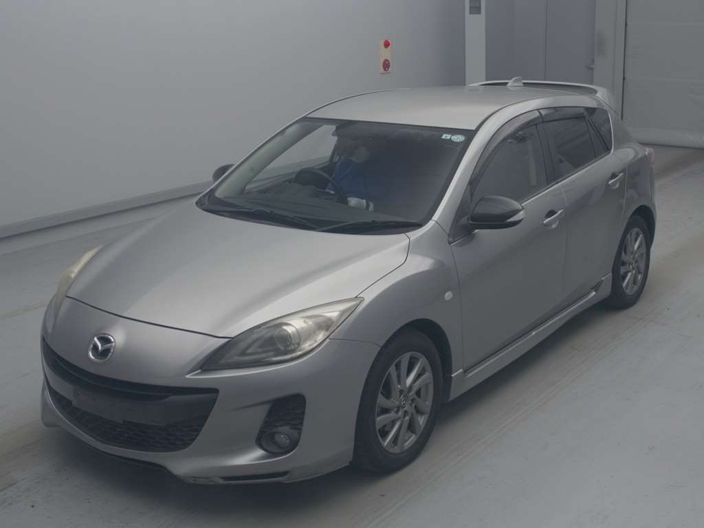 MAZDA AXELA