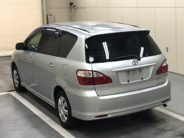TOYOTA IPSUM