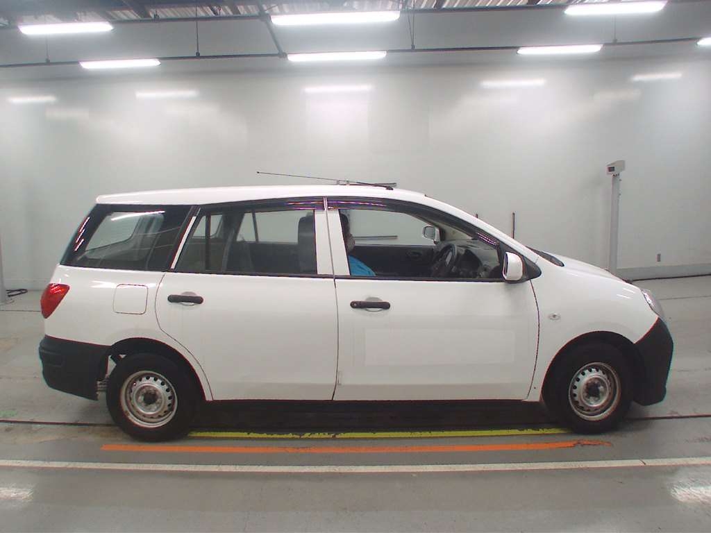 NISSAN AD