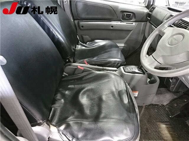 NISSAN CLIPPER