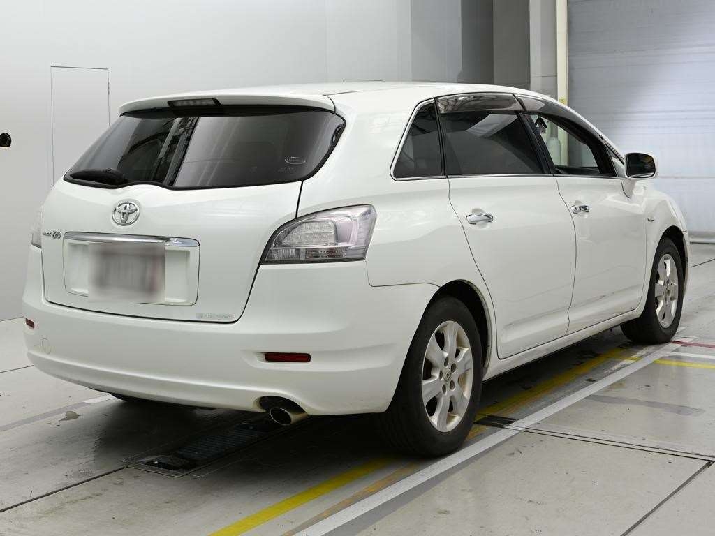 TOYOTA MARK X ZIO