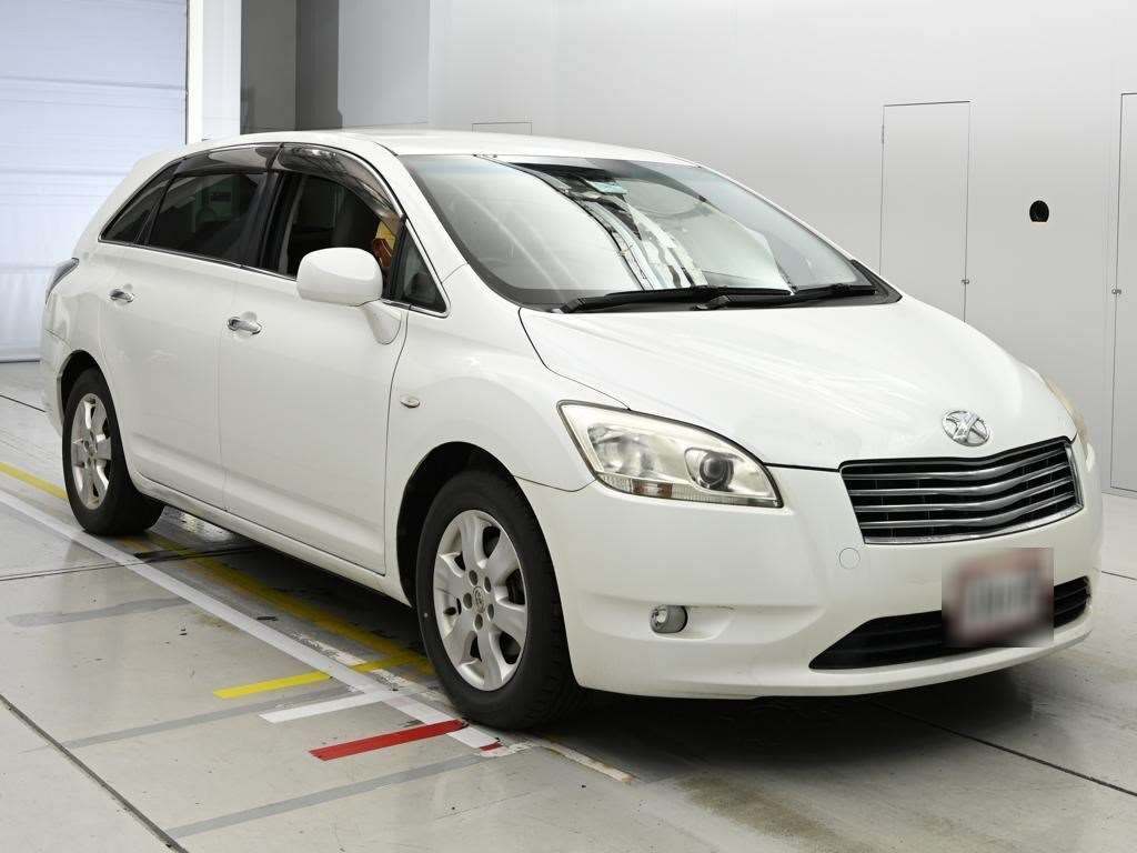 TOYOTA MARK X ZIO