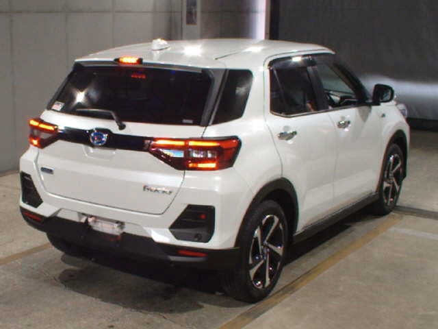 DAIHATSU ROCKY