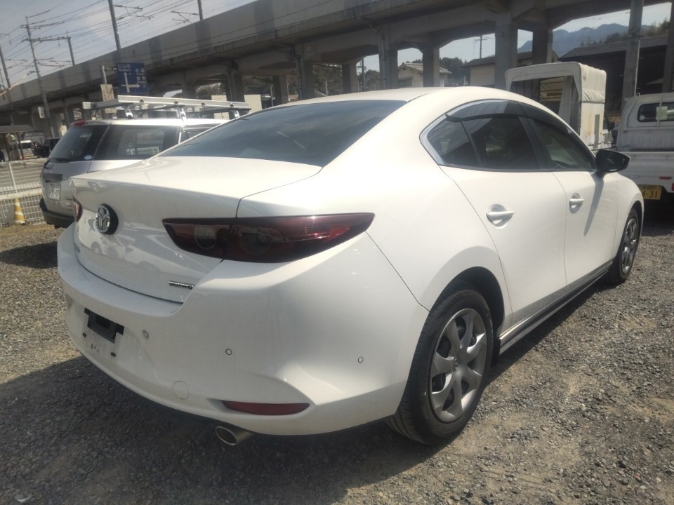 MAZDA MAZDA3