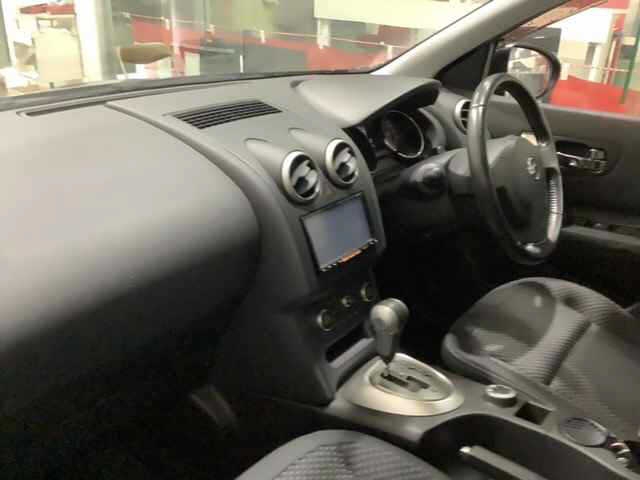 NISSAN DUALIS