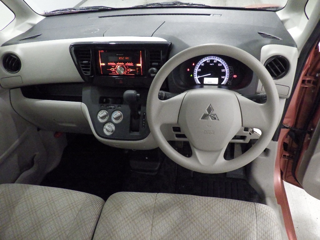 MITSUBISHI EK SPACE