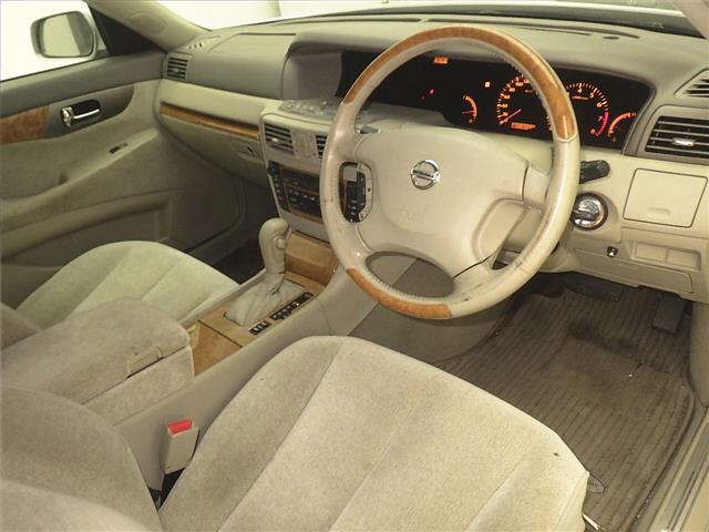NISSAN GLORIA