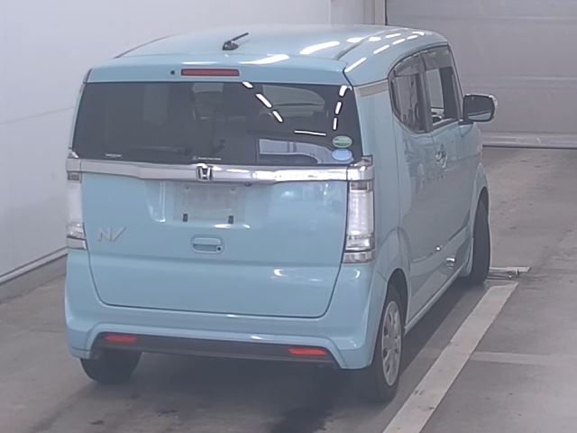 HONDA N-BOX SLASH