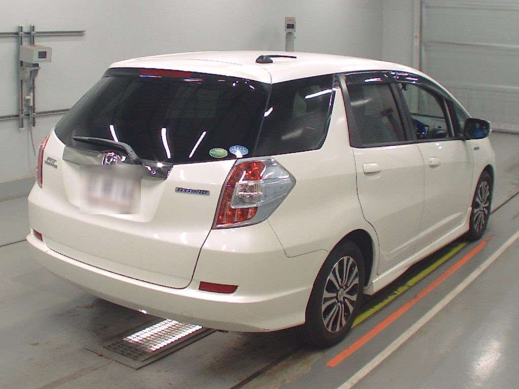 HONDA FIT SHUTTLE