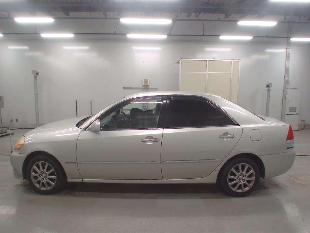 TOYOTA MARK II