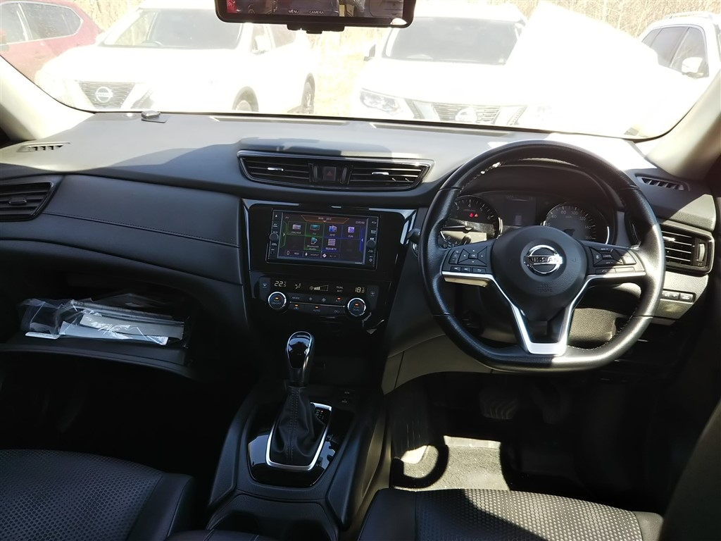 NISSAN X-TRAIL