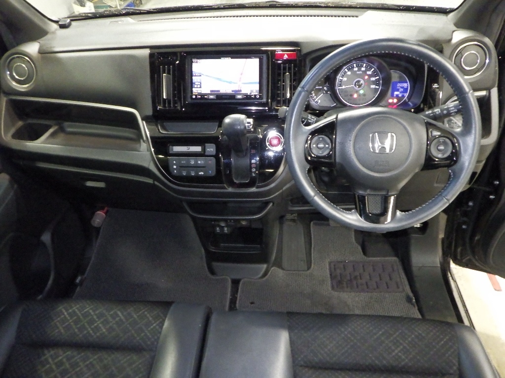 HONDA N-WGN