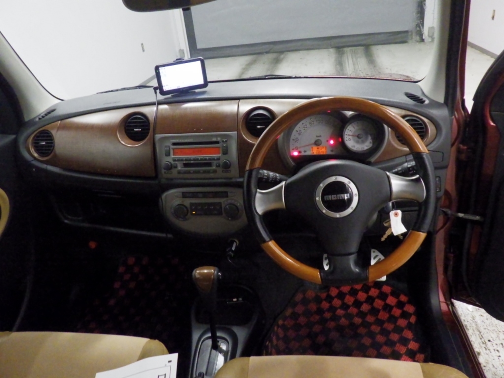 DAIHATSU MIRA GINO