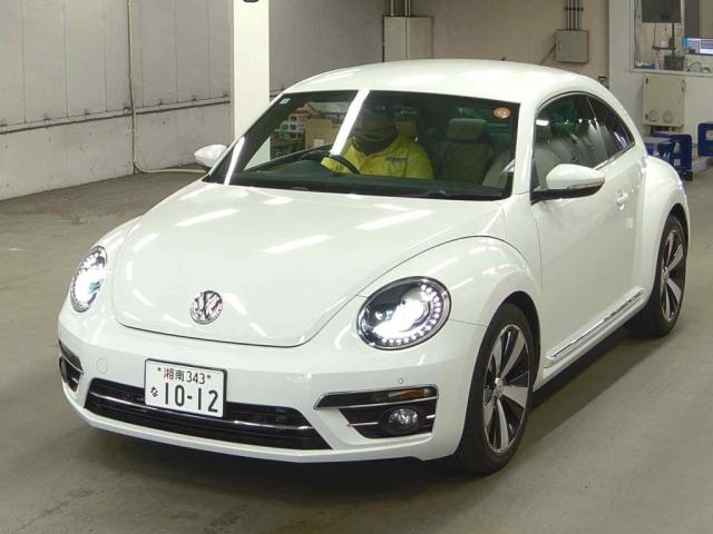 VOLKSWAGEN BEETLE