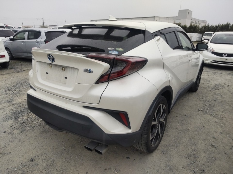 TOYOTA C-HR