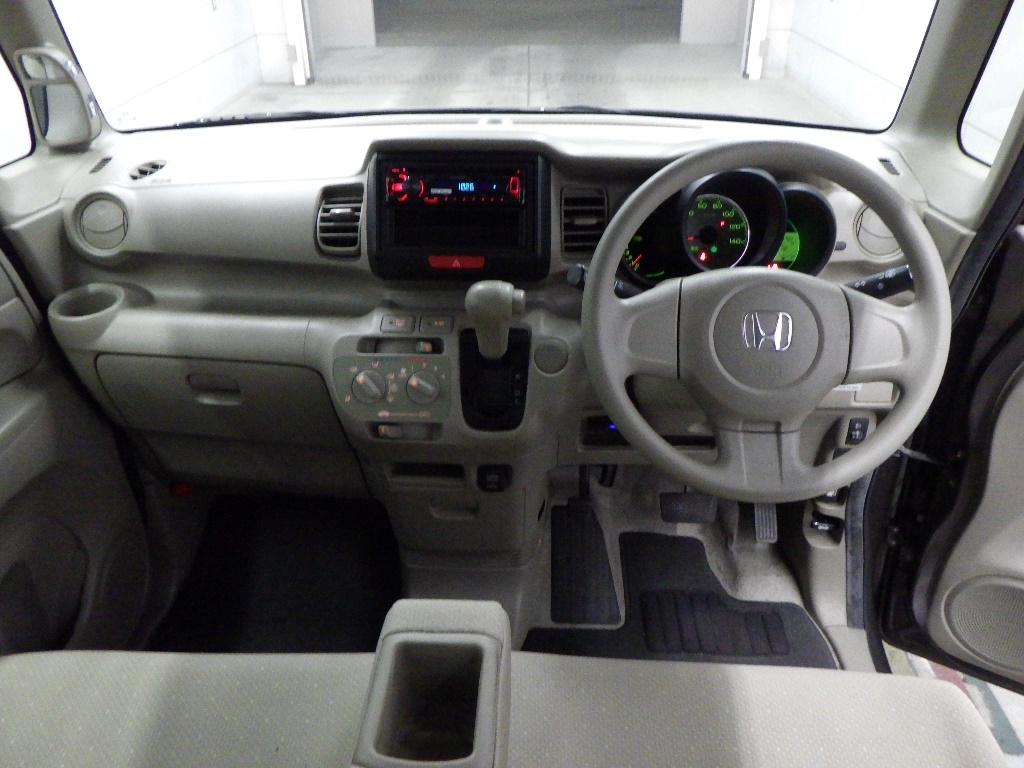HONDA N-BOX+