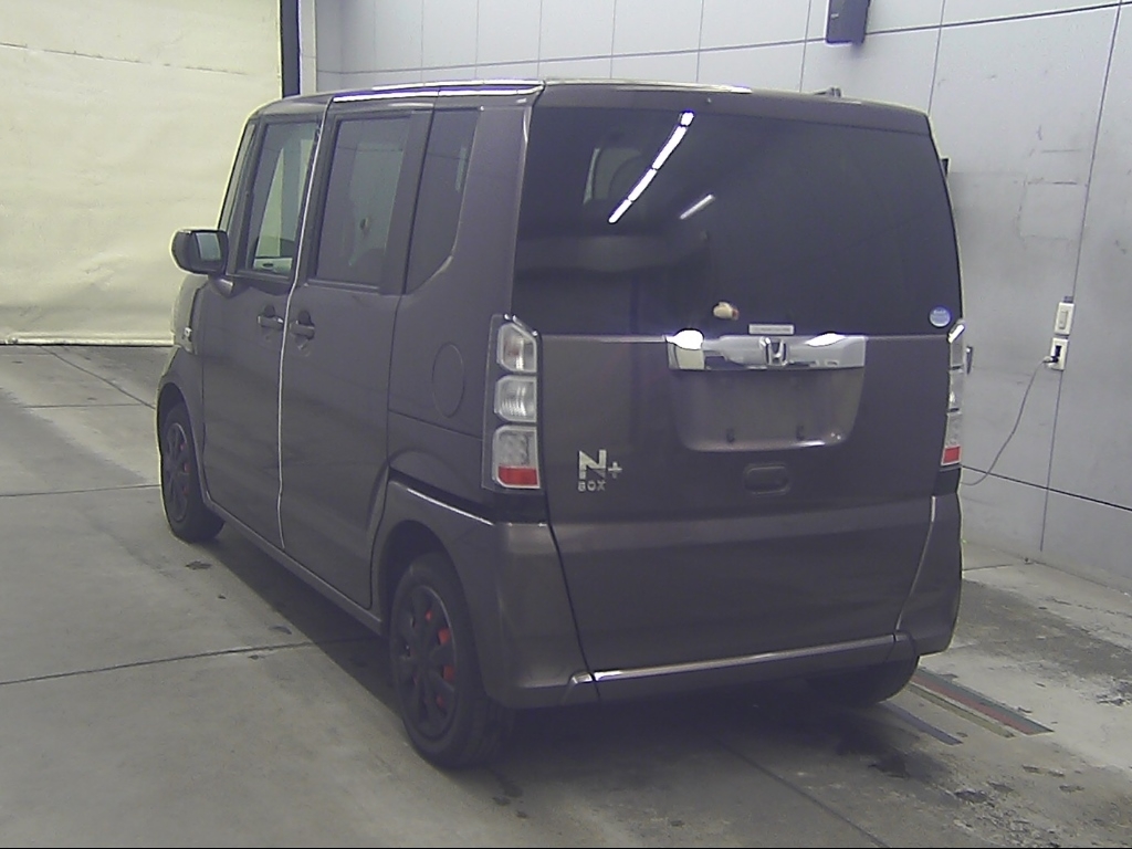 HONDA N-BOX+