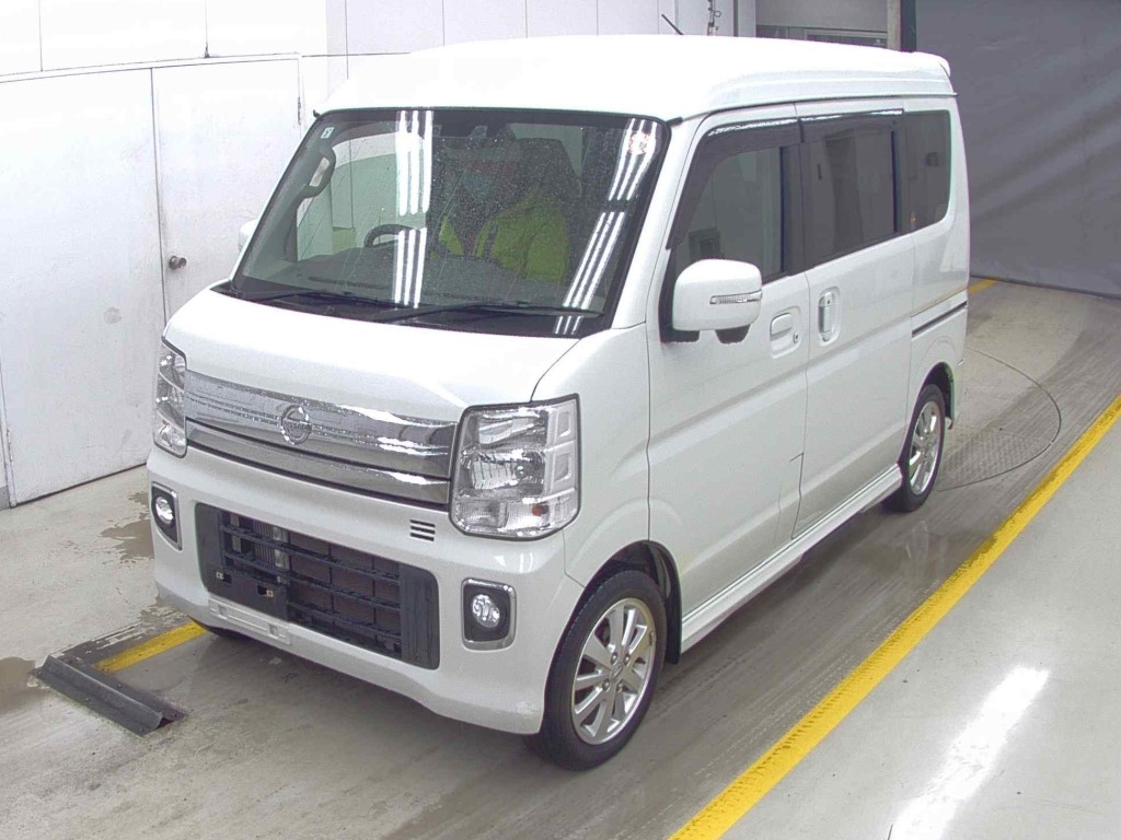 NISSAN NV100 CLIPPER