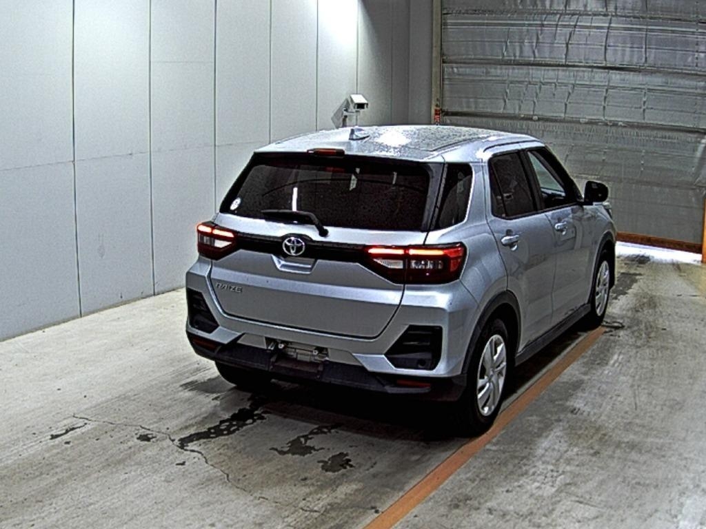 TOYOTA RAIZE