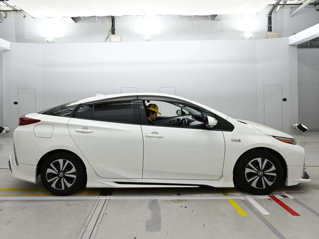 TOYOTA PRIUS PHV