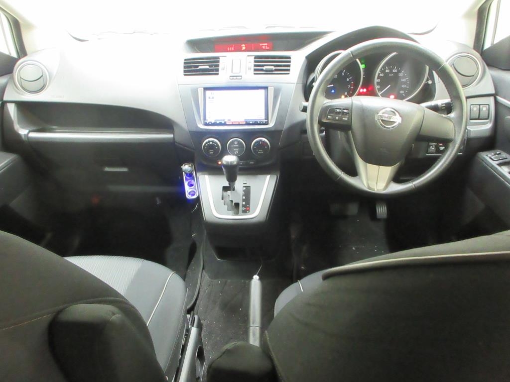 NISSAN LAFESTA
