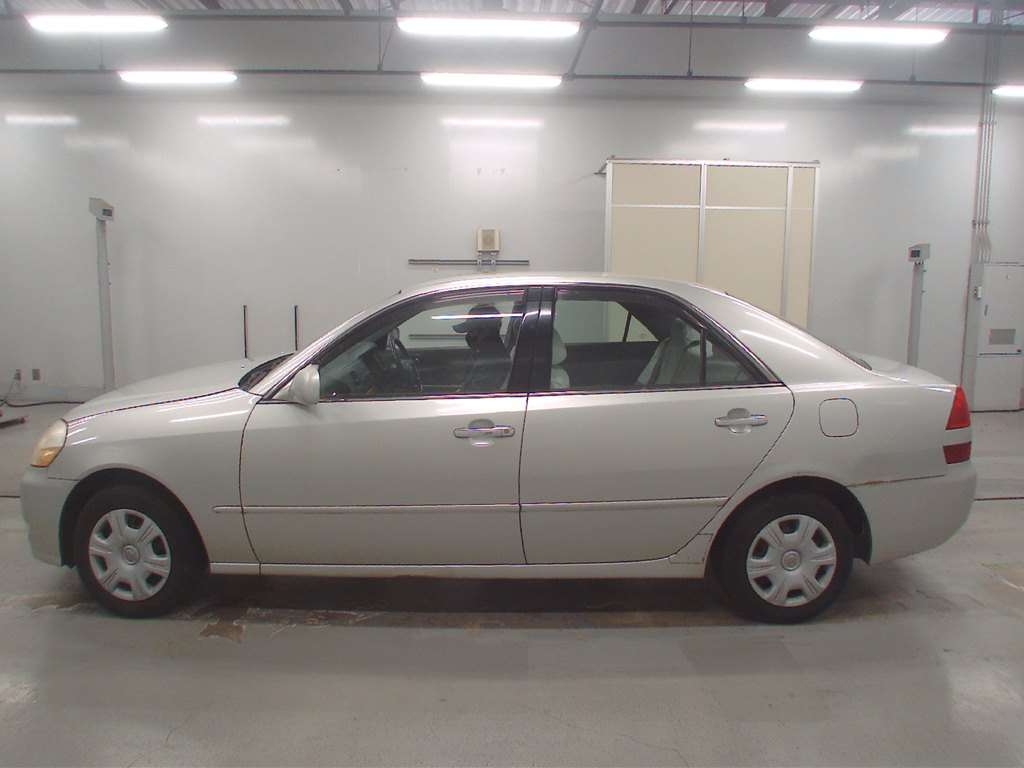 TOYOTA MARK II
