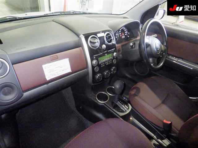 MAZDA VERISA