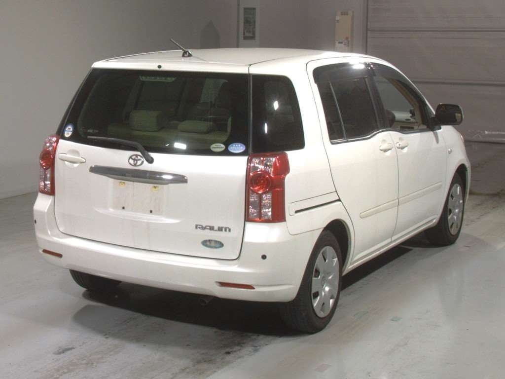 TOYOTA RAUM