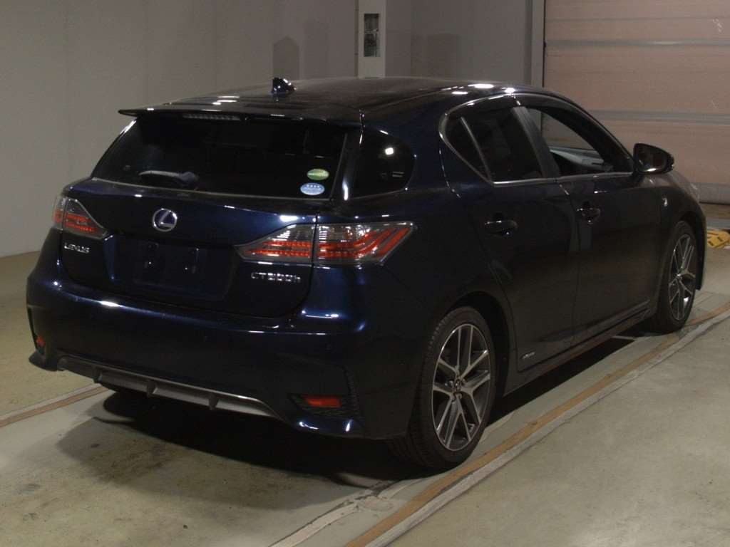 LEXUS CT200H