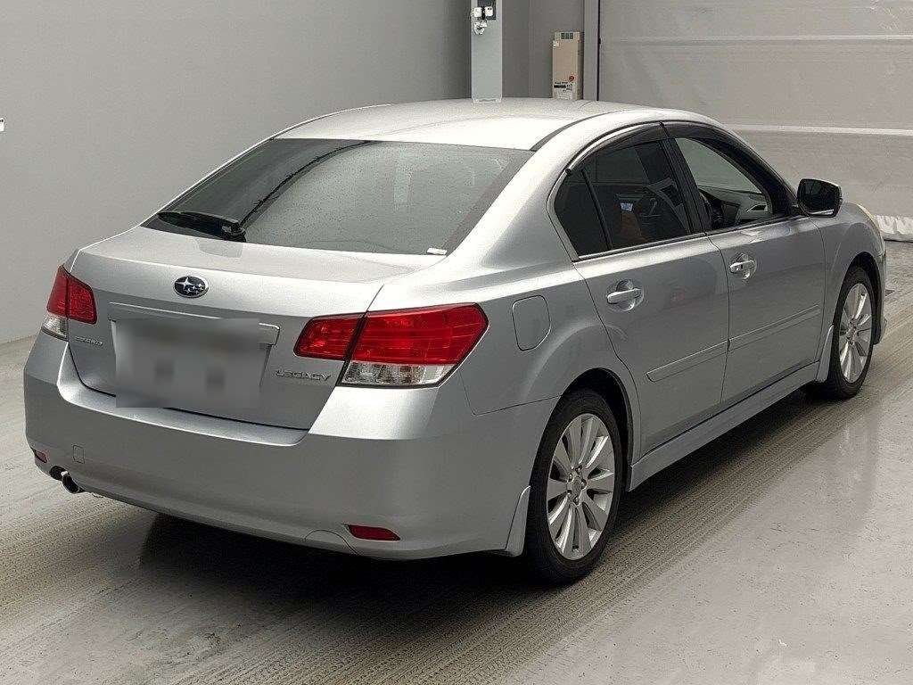 SUBARU LEGACY B4