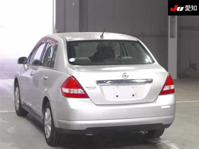 NISSAN TIIDA LATIO