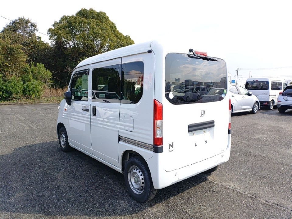 HONDA N-VAN