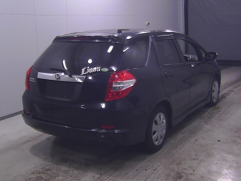 HONDA FIT SHUTTLE