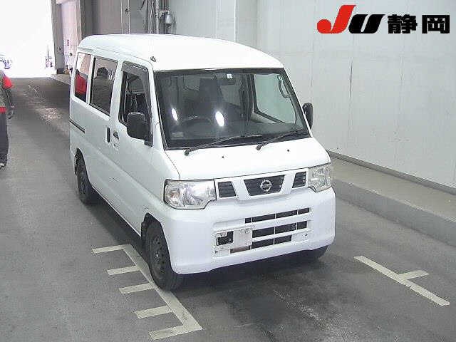 NISSAN NV100 CLIPPER