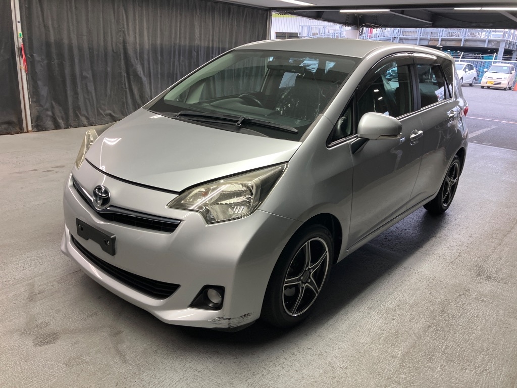 TOYOTA RACTIS