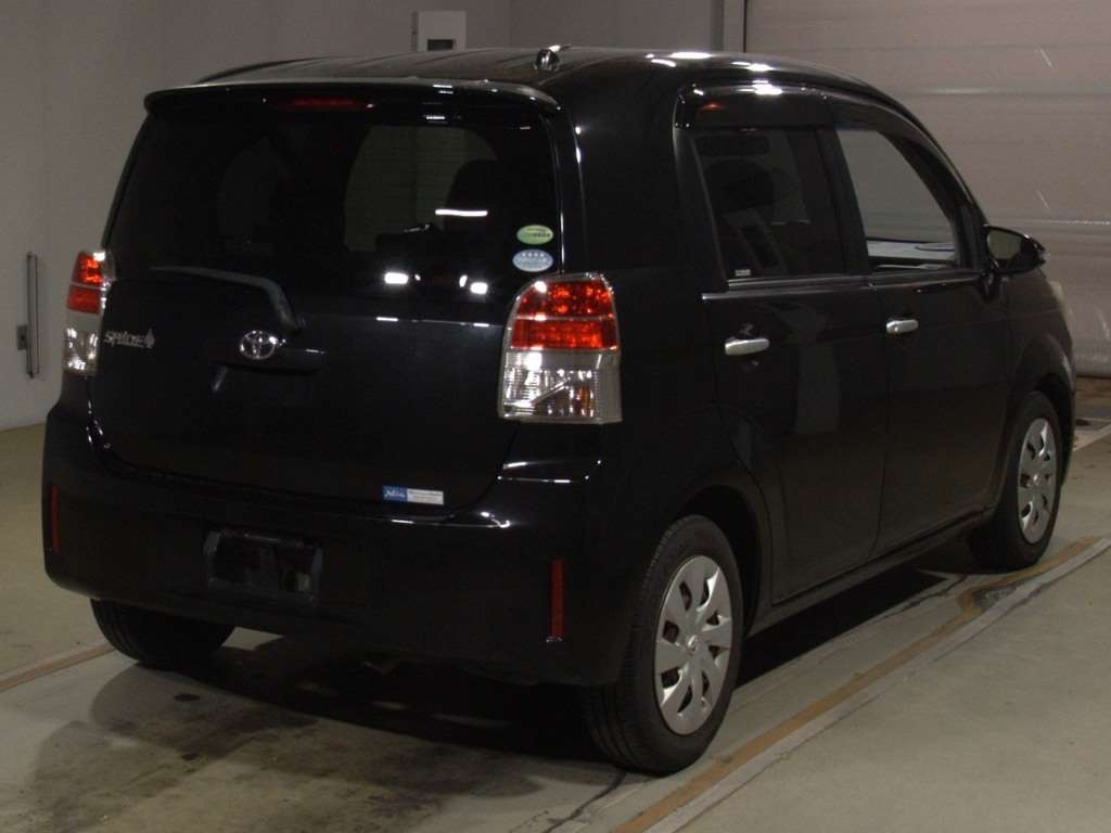 TOYOTA SPADE
