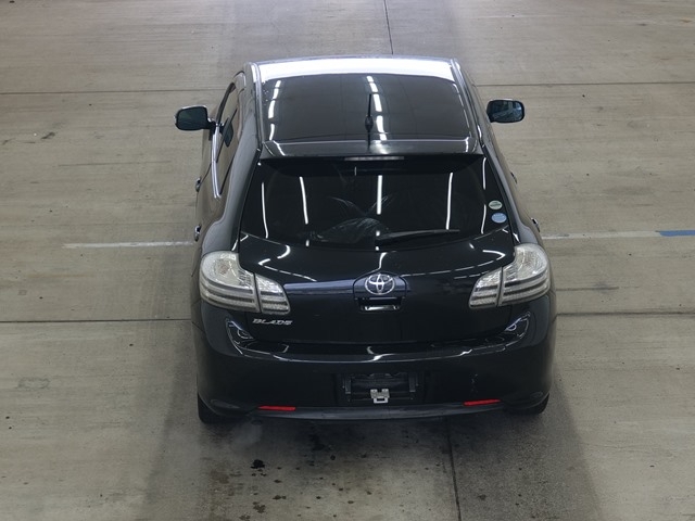TOYOTA BLADE